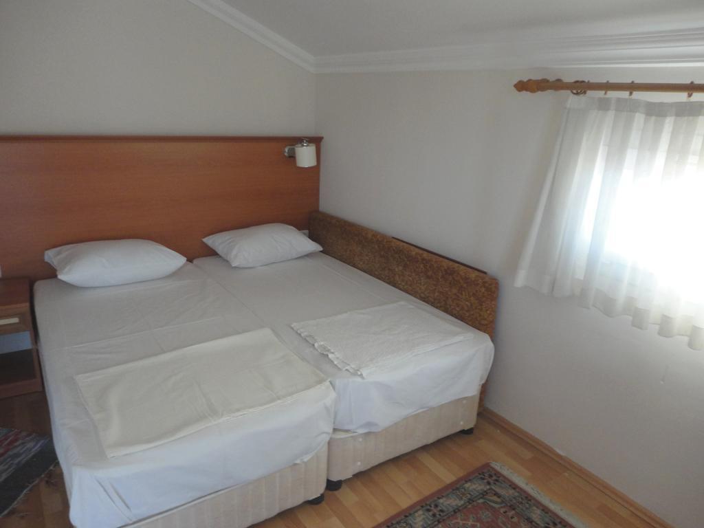 Cicek Hotel & Apartments Фетхіє Номер фото