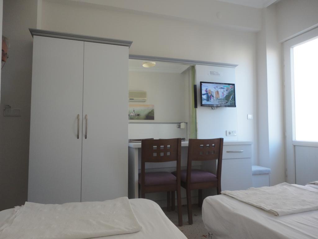 Cicek Hotel & Apartments Фетхіє Номер фото