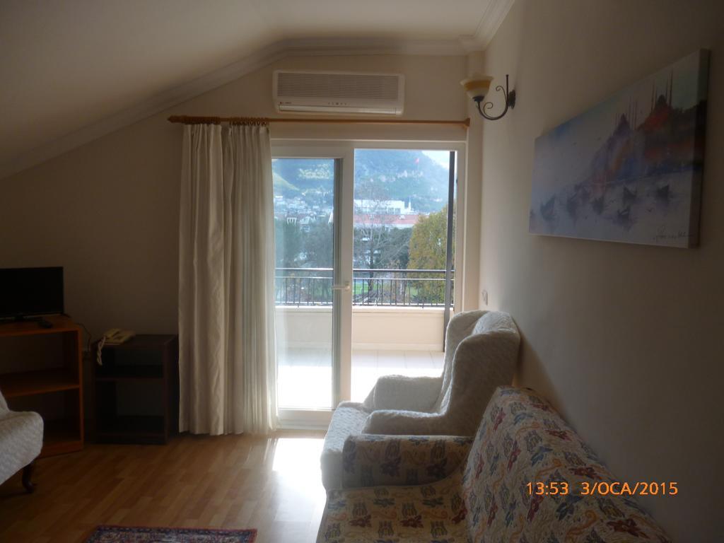Cicek Hotel & Apartments Фетхіє Номер фото