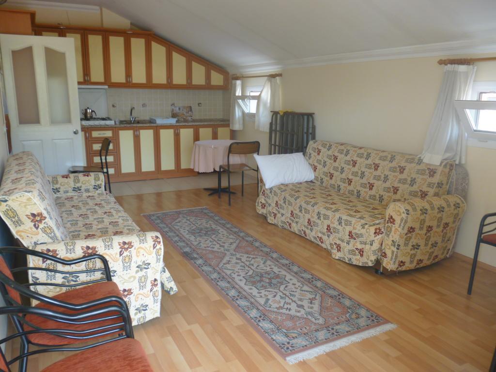 Cicek Hotel & Apartments Фетхіє Номер фото